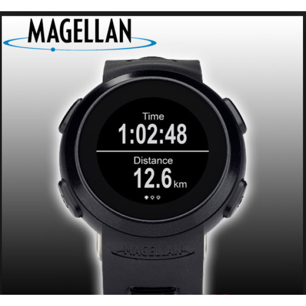 Montre de sport noire Magellan Fit