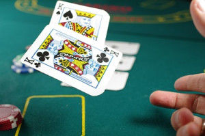 La emoción del póquer en línea: una guía para principiantes nostálgicos