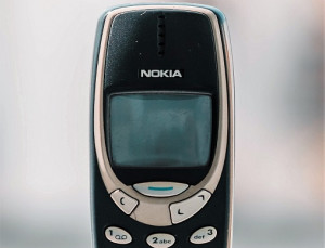 La legendaria historia del Nokia 3310, uno de los teléfonos móviles más icónicos de todos los tiempos